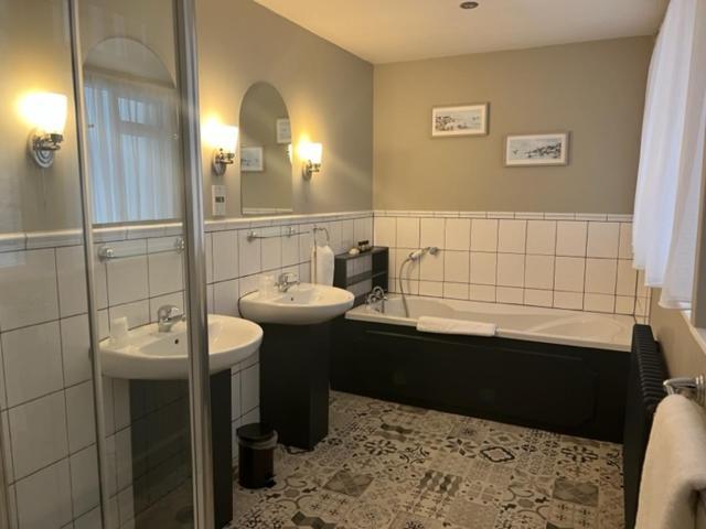 Albert Cottage Hotel East Cowes Buitenkant foto